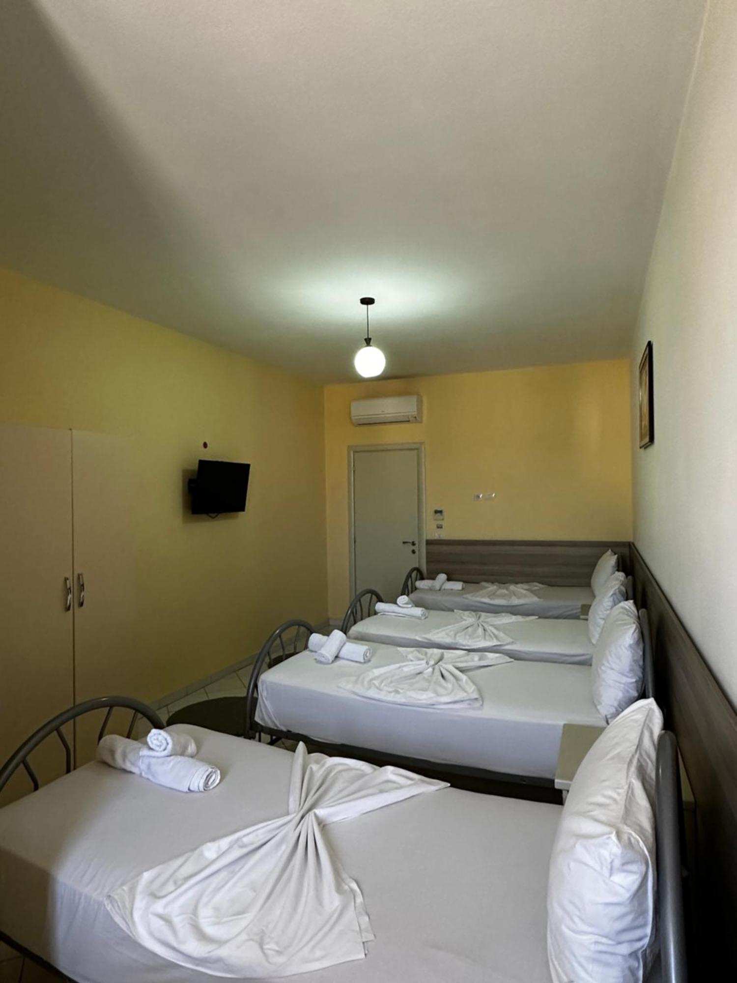 Hotel St.Pauli Shkoder Luaran gambar